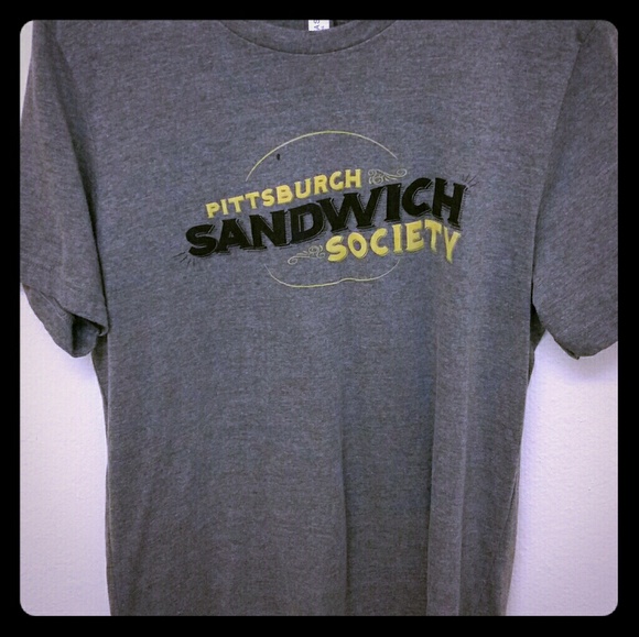 Bella Canvas Other - Bella Canvas Graphic Tee T-Shirt Size L